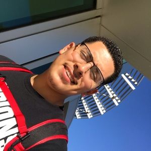 Meet your Posher, Josue